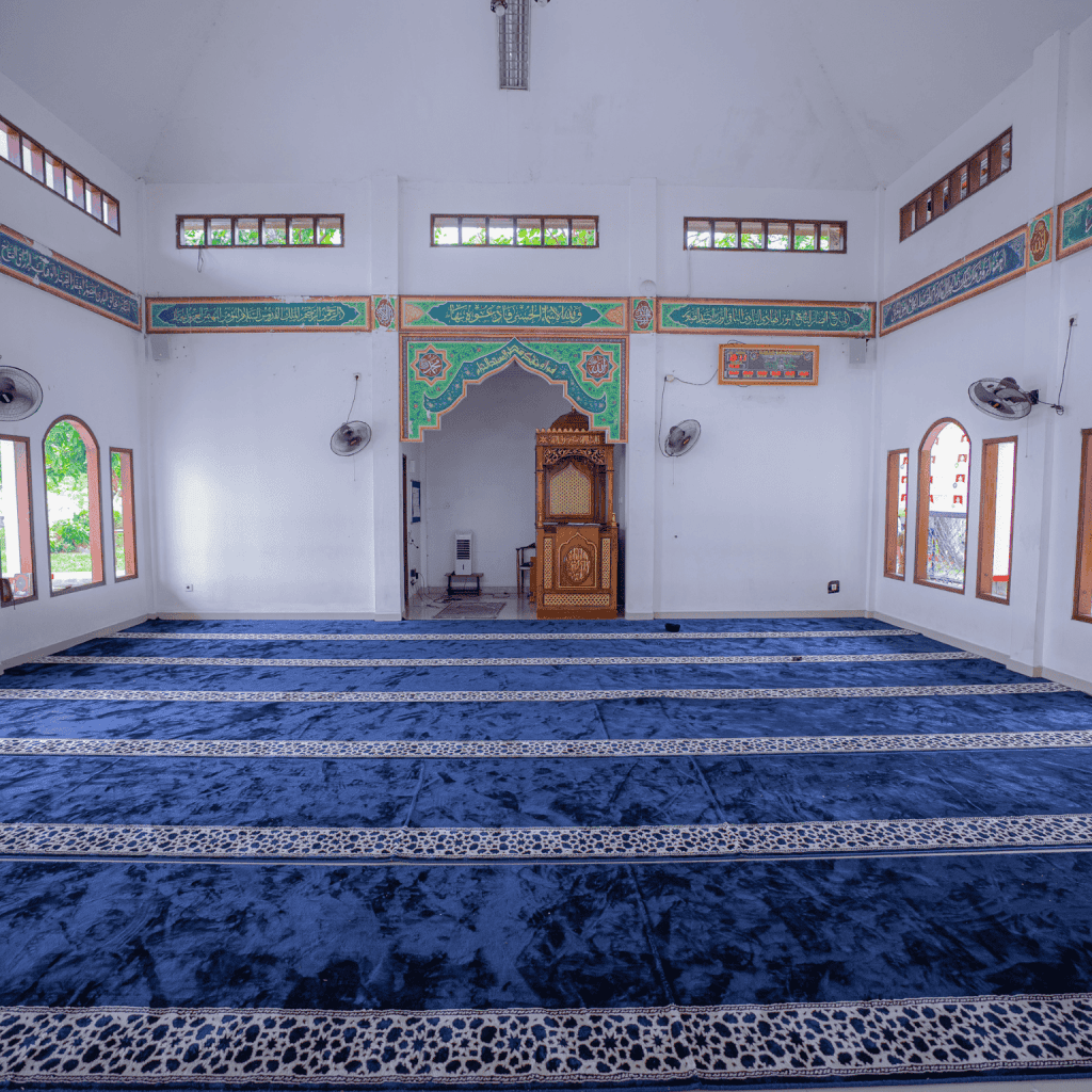 Masjid berkapasitas 400 jamaah