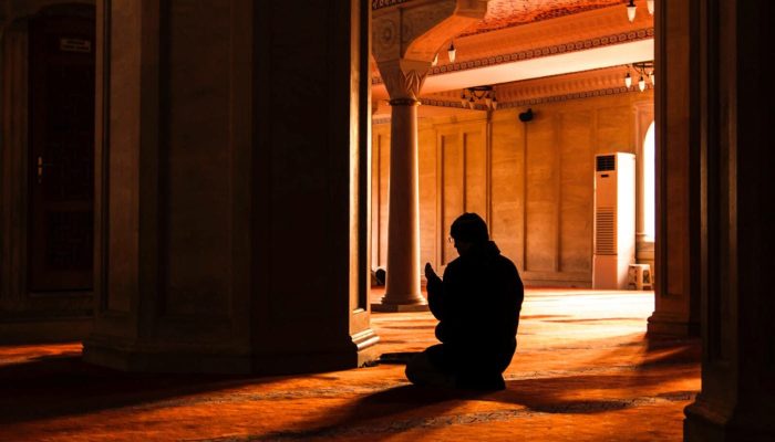Niat-dan-Amalan-amalan-Itikaf-di-Masjid